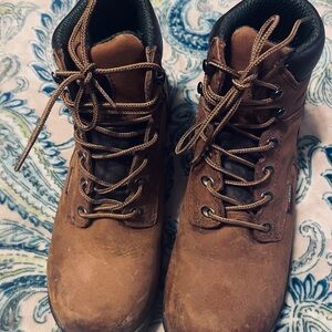 Red Wing 2240 Men's waterproof work boots, steel safety toes sz 9.5 D